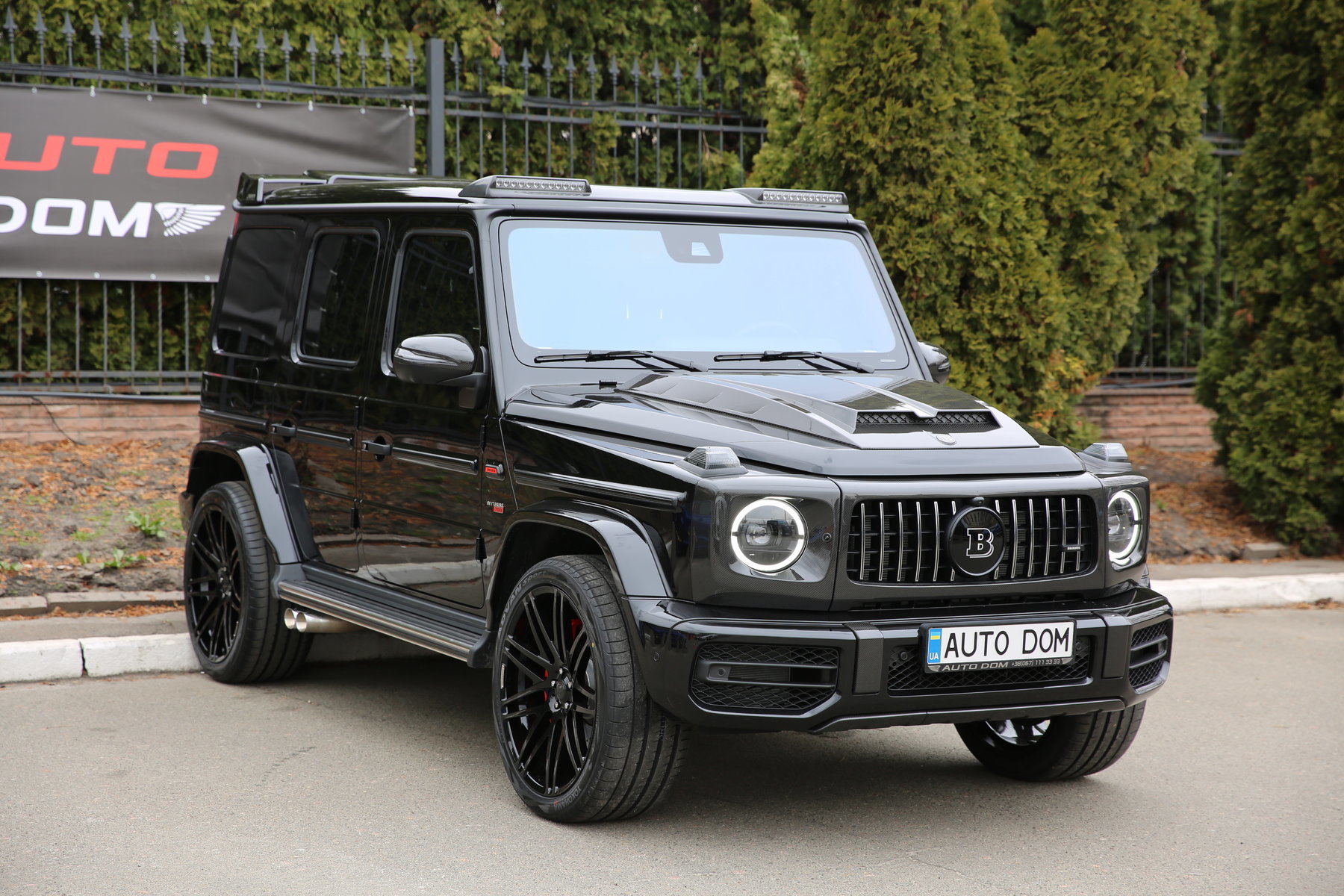 Mercedes Benz g Brabus v12